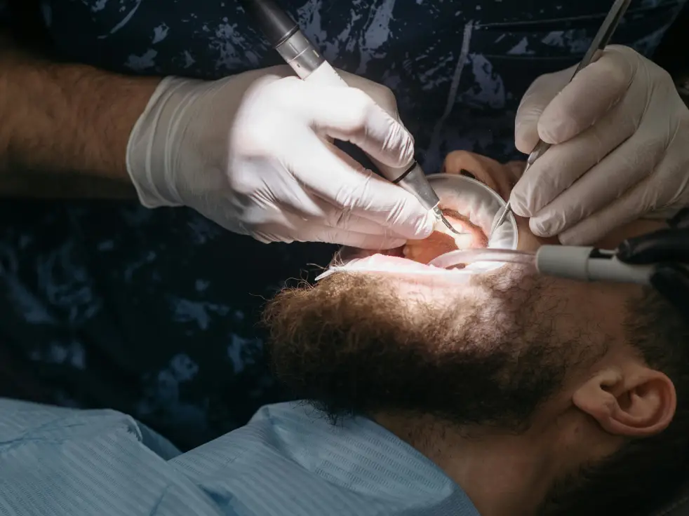 Cirugía u operación de sonrisa gingival